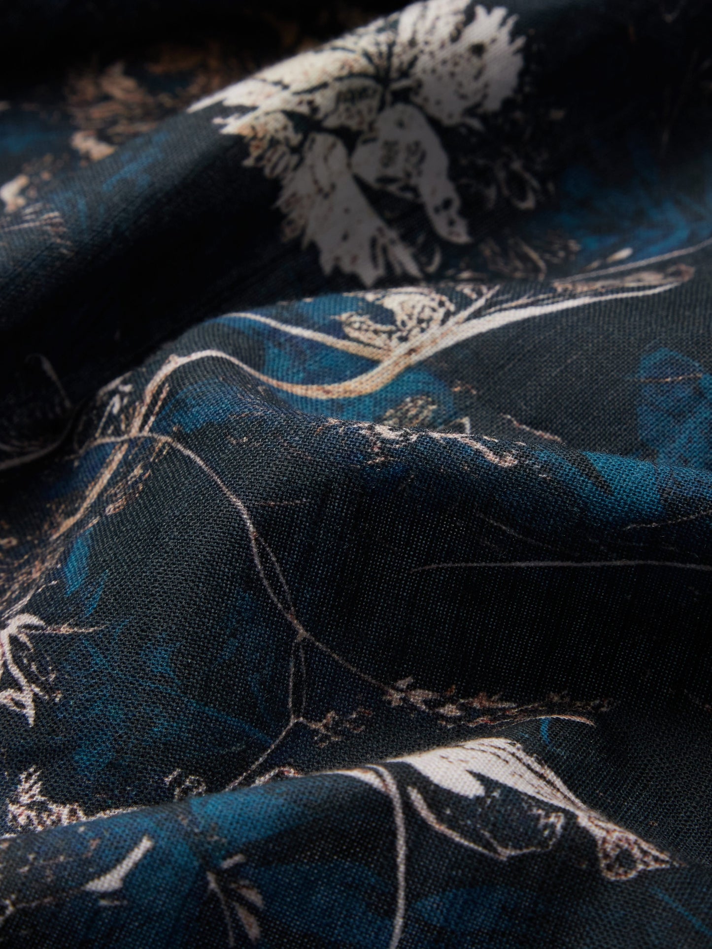 Robe midi en lin, manches longues, col en V, motif floral, boutonnée, style vintage, bleu foncé
