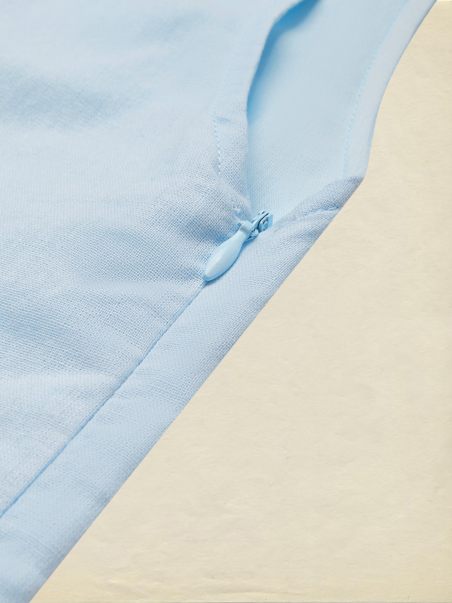 Robe midi en lin, Col ras du cou, Manches courtes, Boutonnée, Style champêtre, Mélange de lin, Bleue