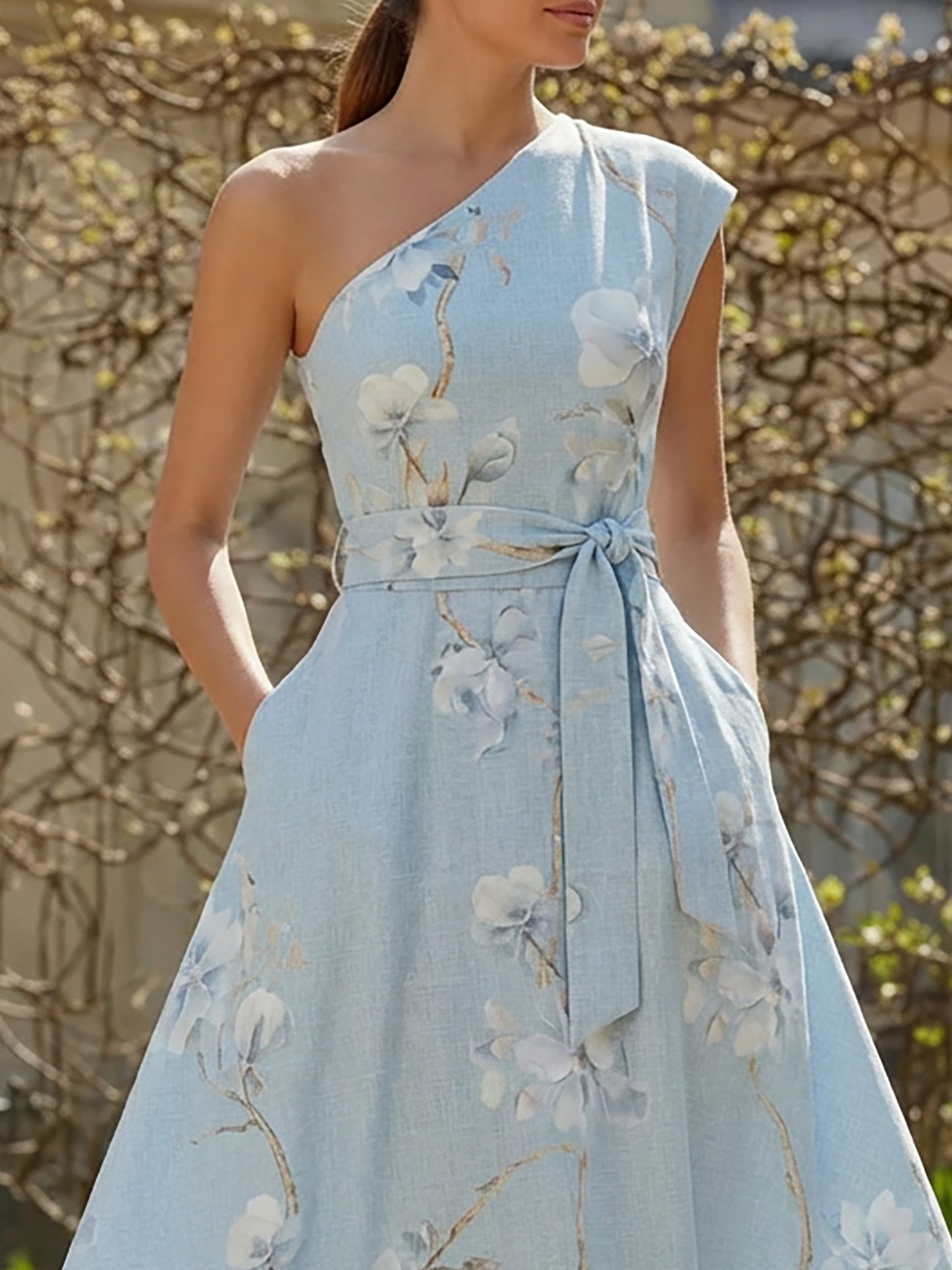 Robe longue en lin, sans manches, asymétrique (une épaule), à motifs floraux, avec ceinture, style vacances, vintage, bleue