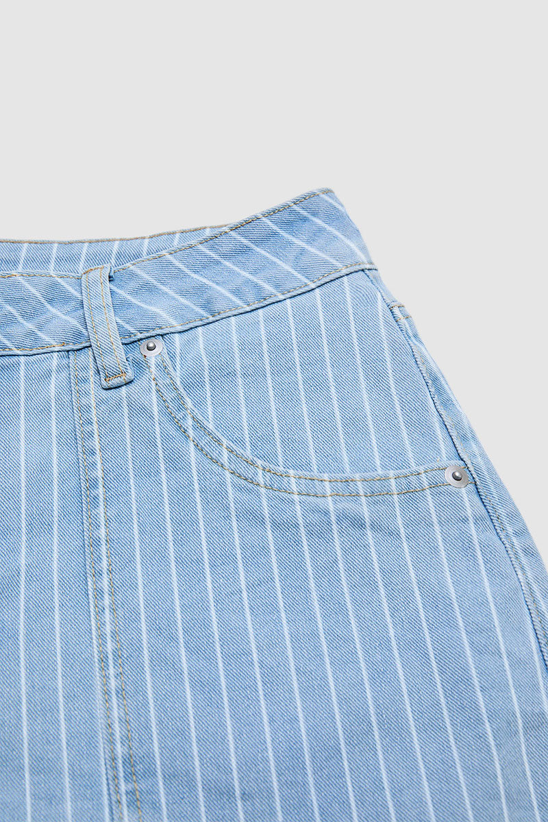 Striped Patch Pocket Roll Hem Mid Rise Denim Shorts Without Belt