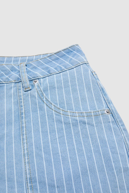 Striped Patch Pocket Roll Hem Mid Rise Denim Shorts Without Belt