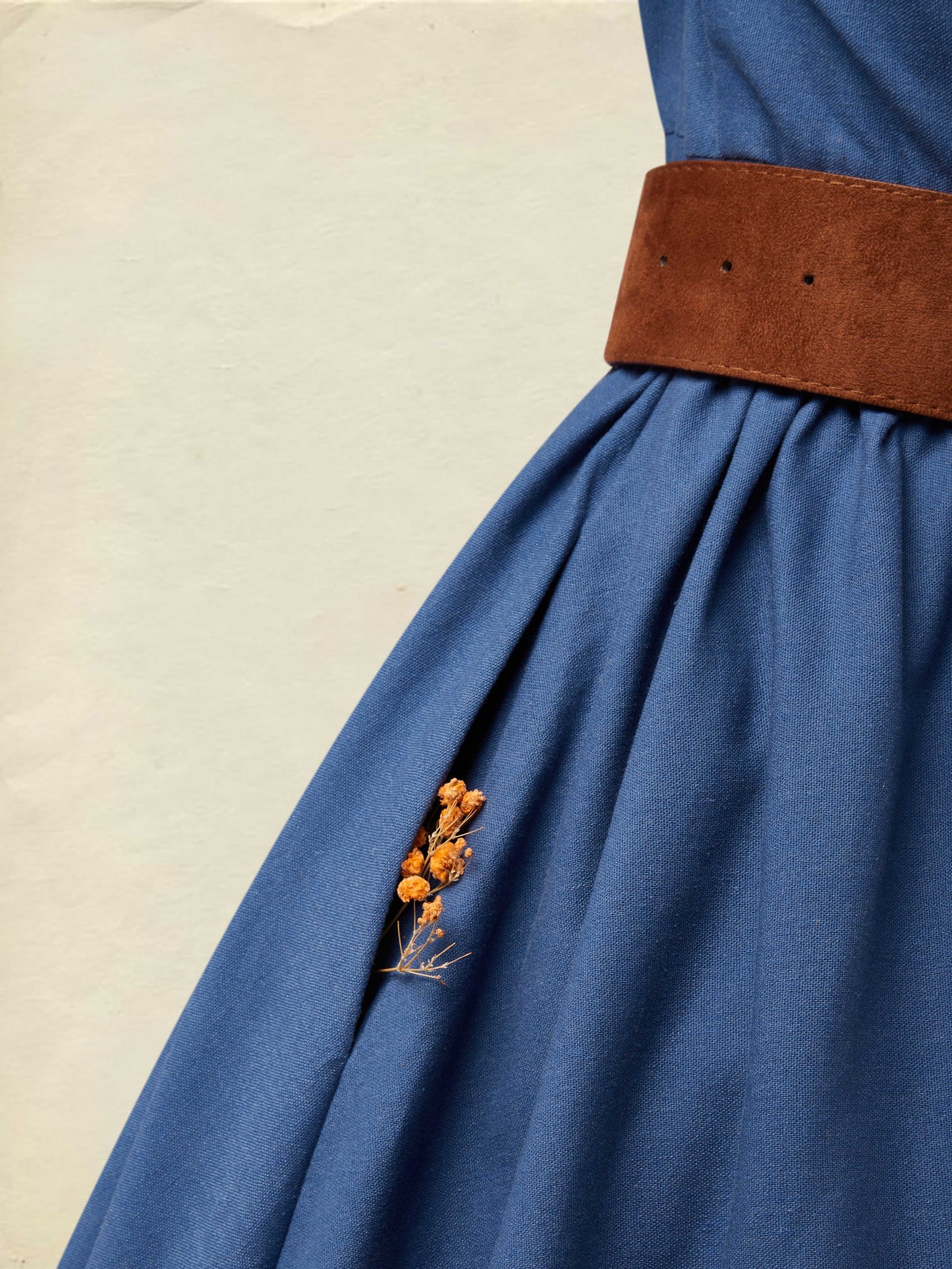 Robe midi en lin, manches courtes, col châle, unie, boutonnée, vintage, bleu marine