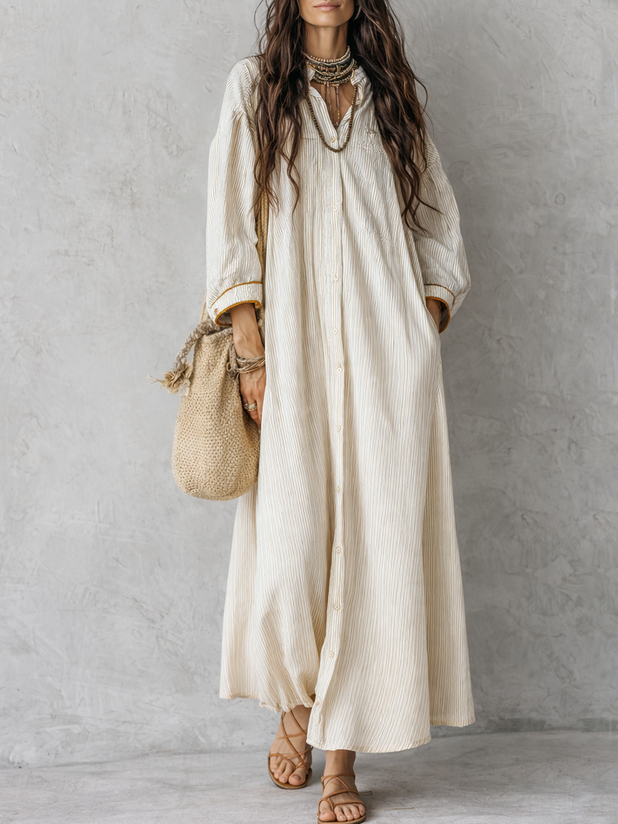 Robe longue ivoire rayée avec fermeture boutonnée