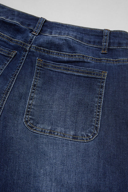 Multi Pocket Button Fly Mid Rise Straight Leg Crop Jeans Without Belt