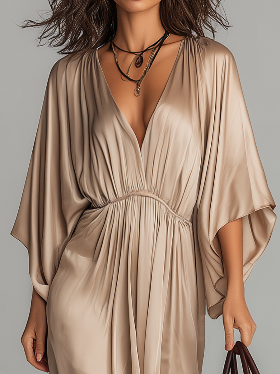 Robe longue caftan en satin drapé élégante