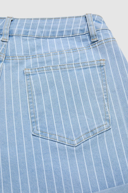 Striped Patch Pocket Roll Hem Mid Rise Denim Shorts Without Belt