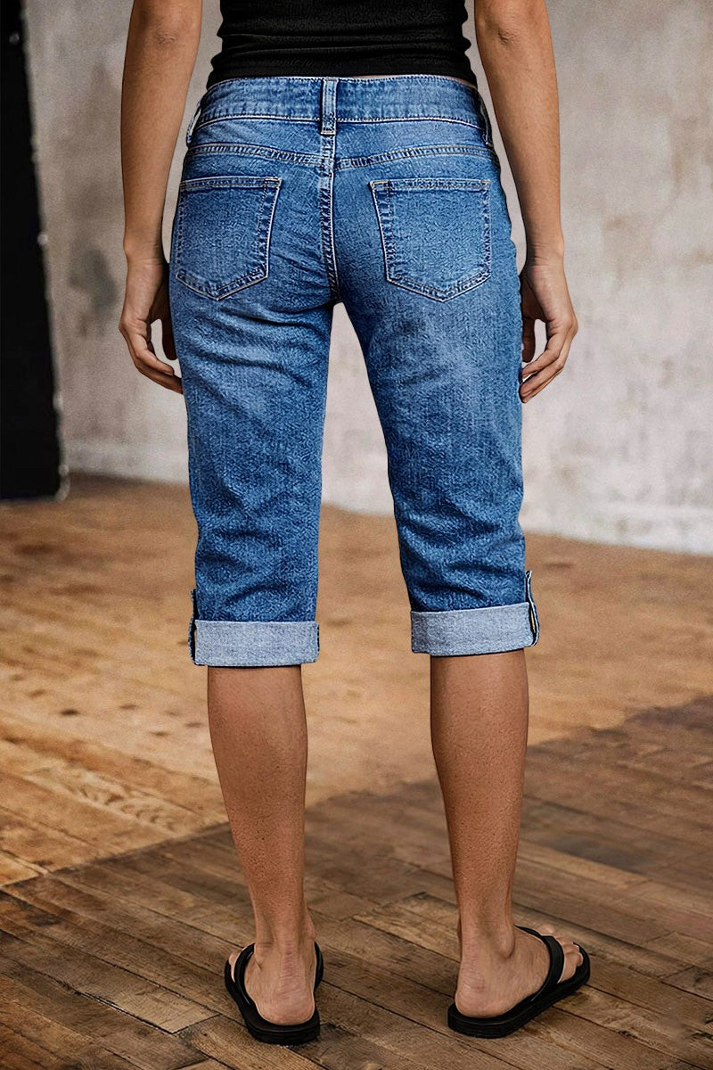 Seam Front Roll Hem Patch Pocket Mid Rise Straight Leg Capri Jeans