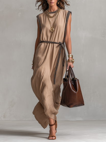 Robe midi ceinturée sable sophistiquée