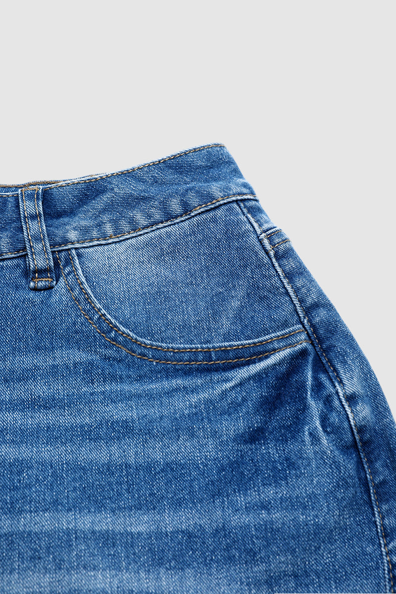 Wash Scallop Trim Raw Hem Mid Rise Denim Shorts
