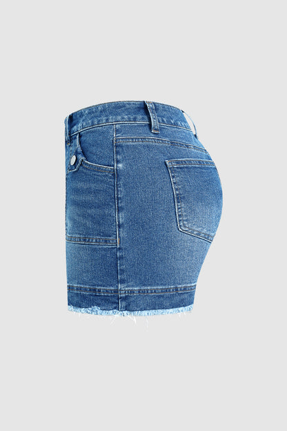 Wash Raw Hem Patch Pocket Mid Rise Denim Shorts