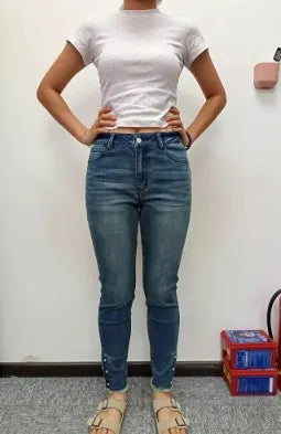 Pearl Button Side Raw Hem High Waist Skinny Jeans