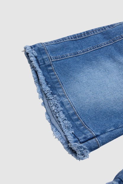 Wash Raw Hem Dual Button Mid Rise Mid Thigh Denim Shorts
