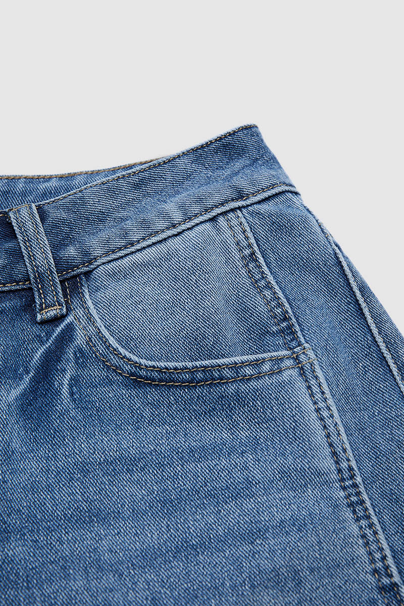 Wash Seam Front Roll Raw Hem Mid Rise Straight Leg Crop Jeans Without Belt