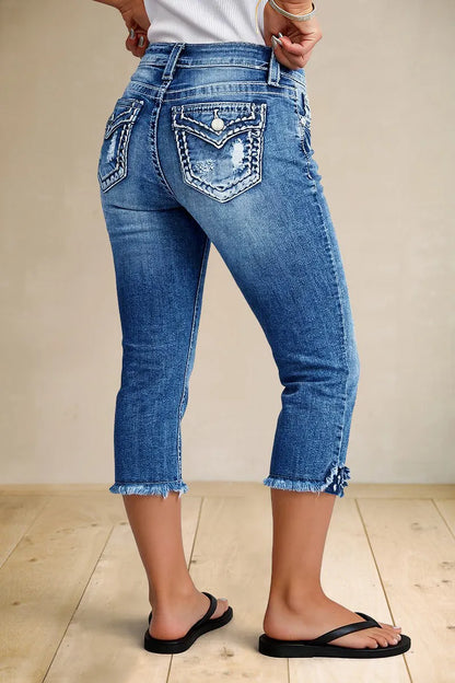 Star Embroidery Ripped Flap Pocket Raw Hem Mid Rise Capri Skinny Jeans