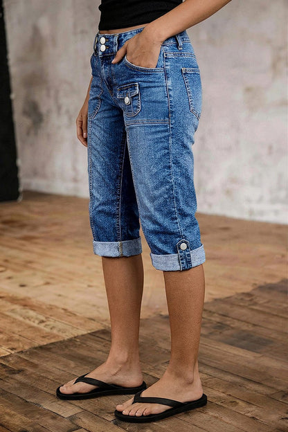 Seam Front Roll Hem Patch Pocket Mid Rise Straight Leg Capri Jeans