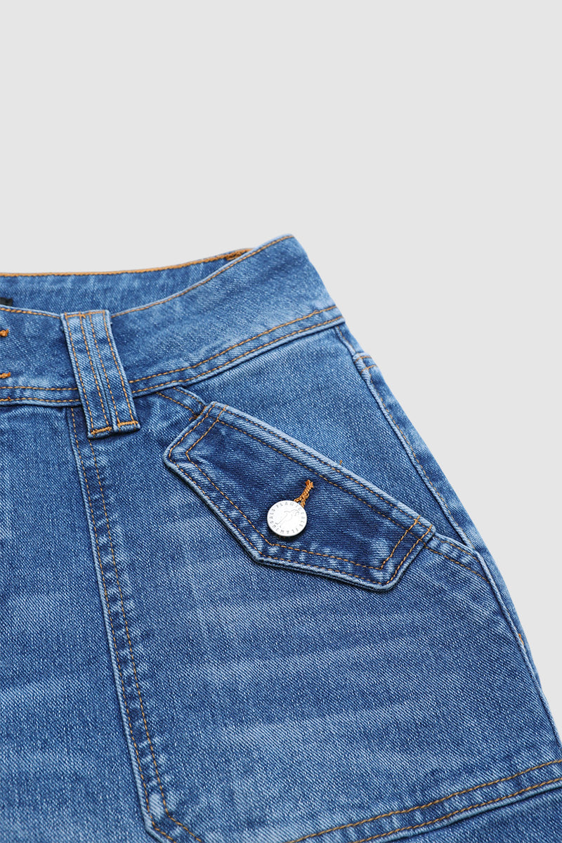 Wash Flap Pocket Drawstring Hem Mid Waist Straight Leg Capri Jeans
