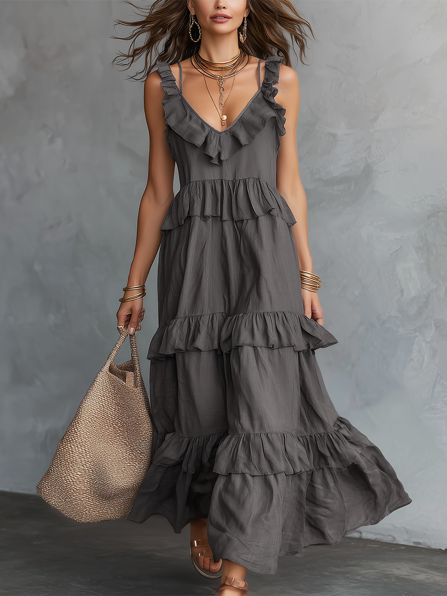 Robe longue élégante à volants étagés et col en V