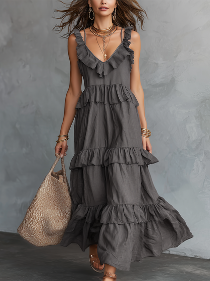 Robe longue élégante à volants étagés et col en V
