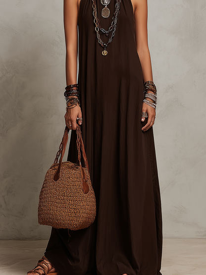 Robe longue minimaliste marron foncé à col licou
