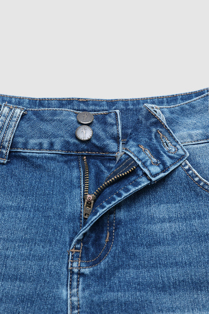 Wash Split Dual Button Mid Waist Denim Shorts