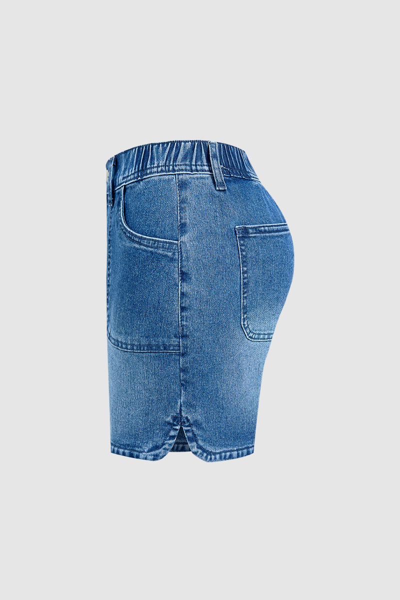 Wash Patch Pocket Split Hem Mid Rise Mid Thigh Denim Shorts