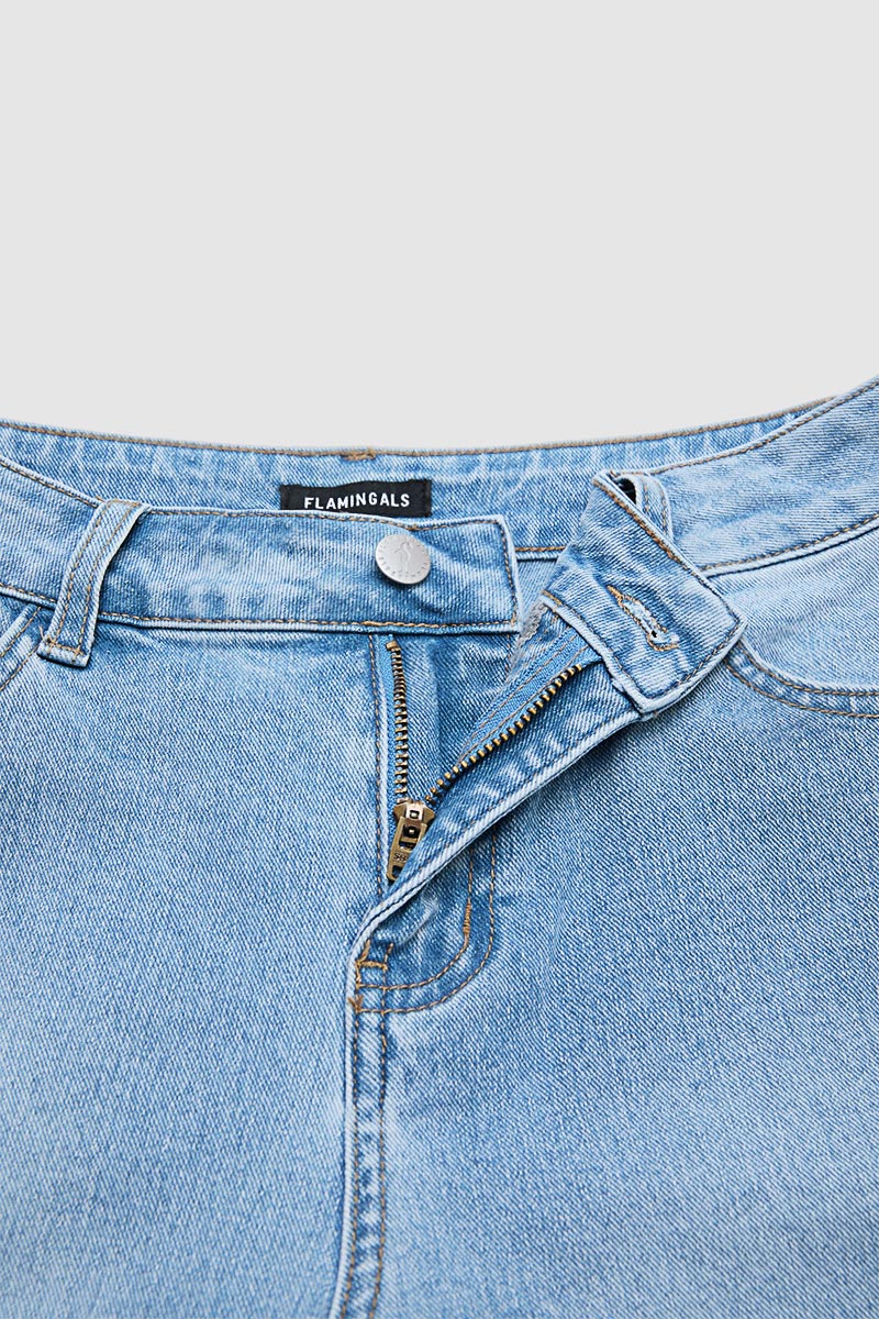 Wash Split Hem Mid Rise Wide Leg Crop Jeans