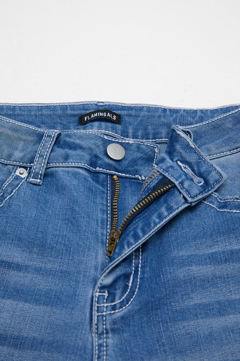 Star Embroidery Ripped Flap Pocket Raw Hem Mid Rise Capri Skinny Jeans