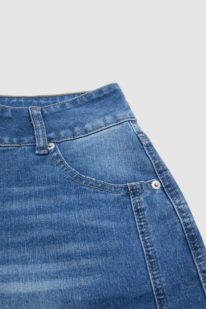 Wash Raw Hem Dual Button Mid Rise Mid Thigh Denim Shorts