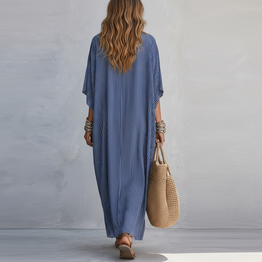 Robe longue minimaliste à rayures fines bleues