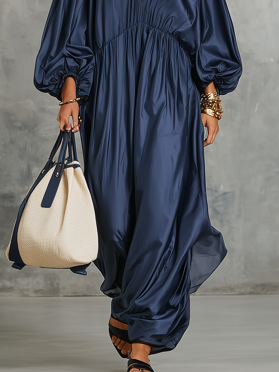 Robe longue drapée bleu marine sophistiquée