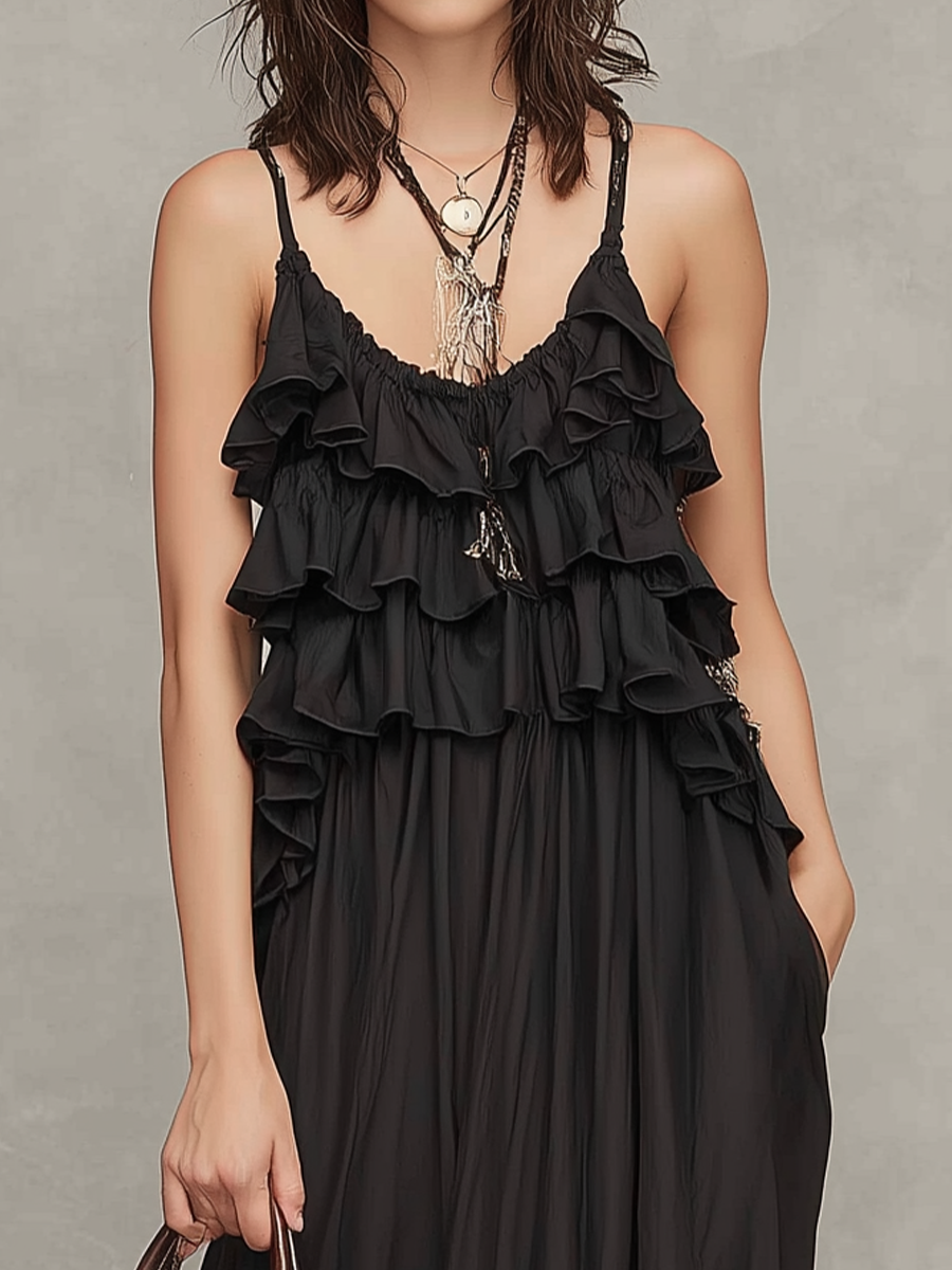 Robe longue romantique à volants et à fines bretelles
