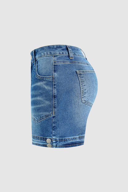 Wash Studded Hem Patch Pocket Mid Rise Mid Thigh Denim Shorts