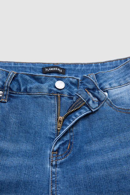 Wash Roll Hem Flap Pocket Mid Waist Straight Leg Capri Jeans
