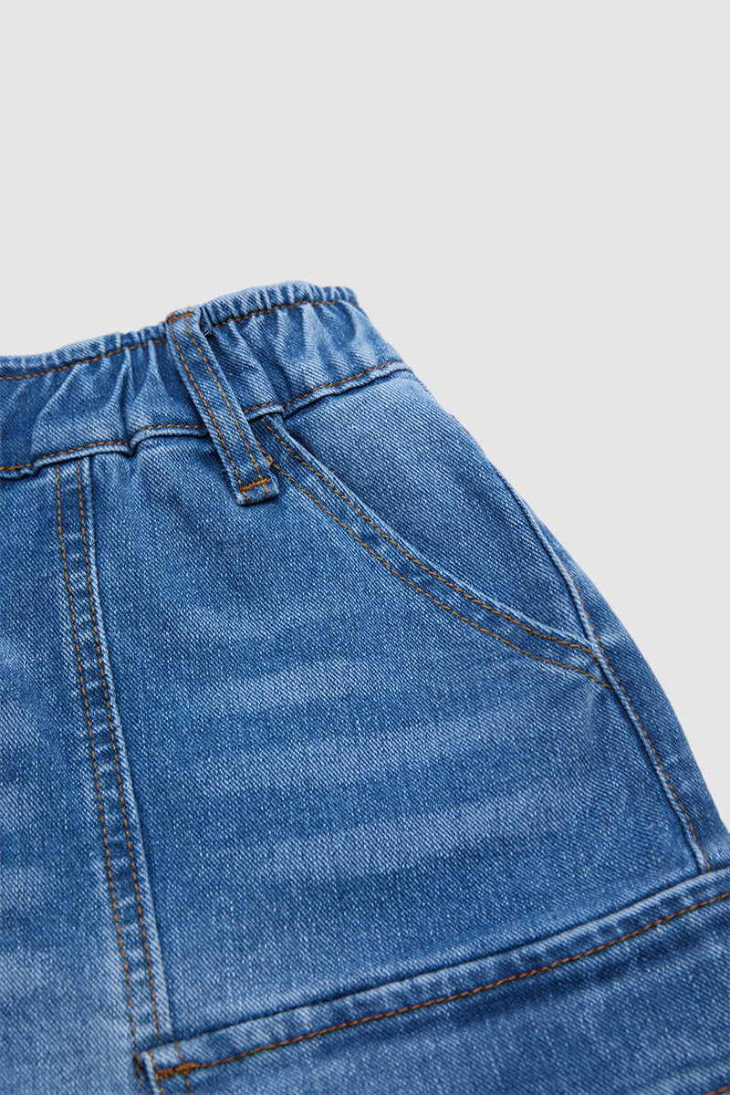 Wash Flap Pocket Seam Front Elastic Mid Rise Mid Thigh Denim Shorts