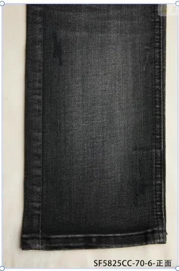 Seam Front Roll Hem Patch Pocket Mid Rise Straight Leg Capri Jeans