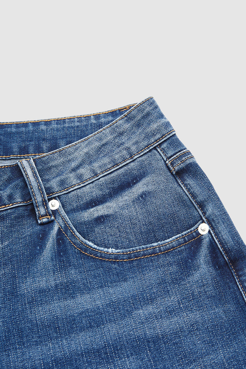 Wash Raw Hem Mid Rise Straight Leg Crop Jeans
