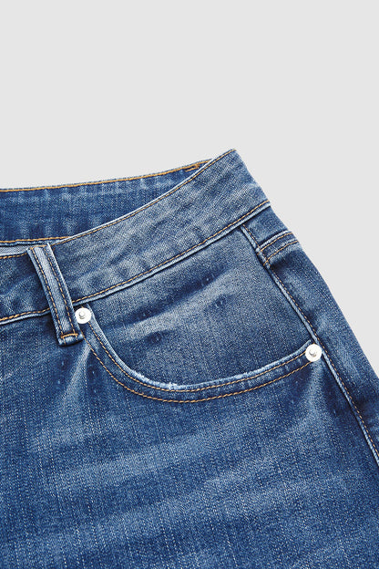 Wash Raw Hem Mid Rise Straight Leg Crop Jeans