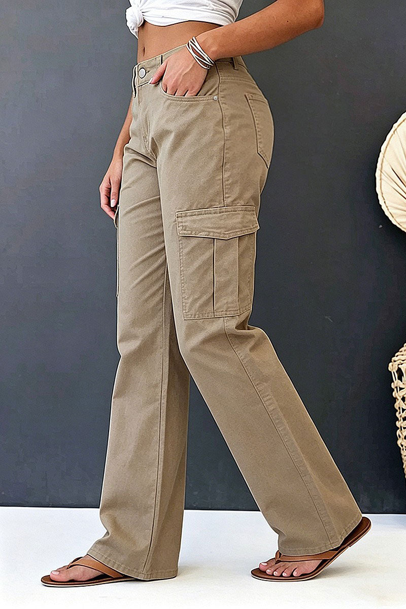 Solid Flap Pocket Mid Rise Straight Leg Pants