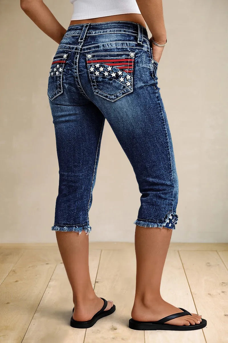 Stripe & Star Embroidery Raw Hem Mid Waist Skinny Capri Jeans