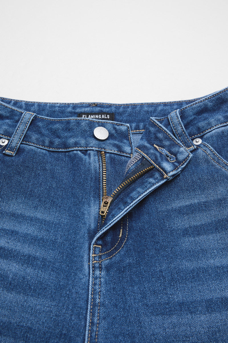 Wash Tulip Hem High Rise Straight Leg Crop Jeans