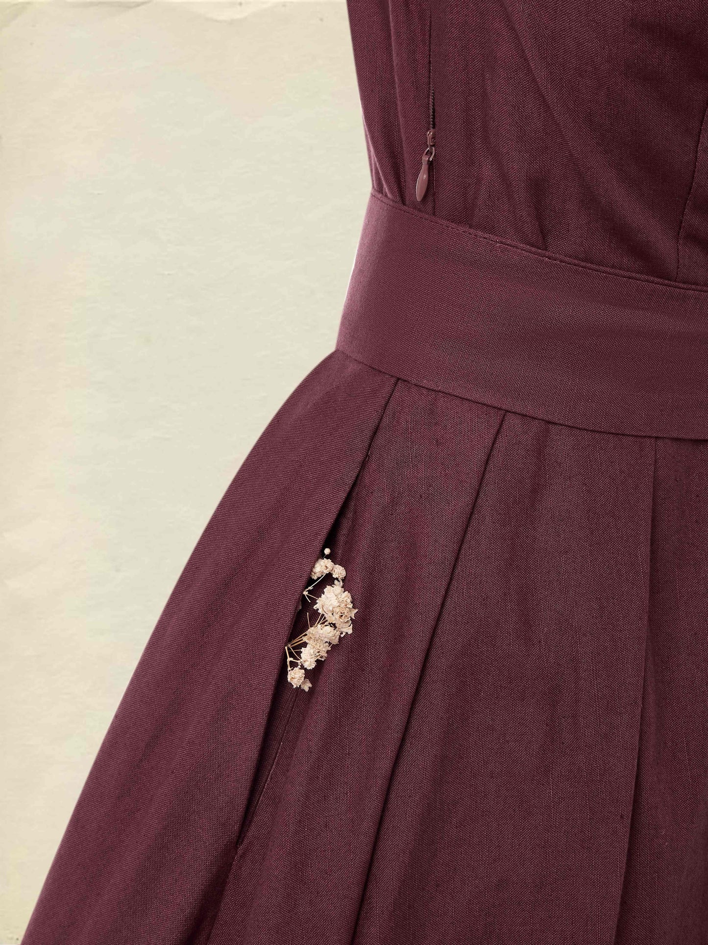 Robe Midi en Coton, Manches Longues, Une Épaule, Unie, Ceinturée, Vintage Français, CAMEO BROWN