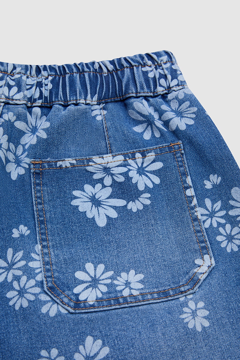 Floral Print Patch Pocket Drawstring Elastic Mid Rise Barrel Leg Crop Jeans
