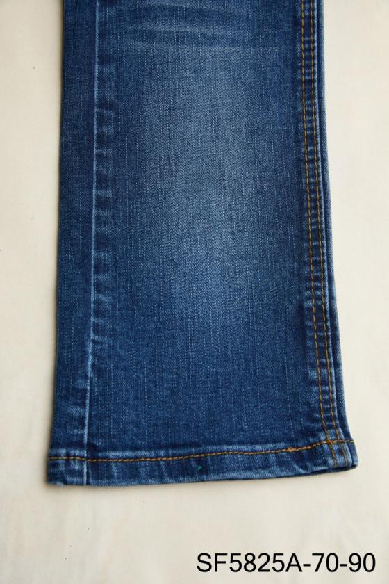 Seam Front Roll Hem Patch Pocket Mid Rise Straight Leg Capri Jeans