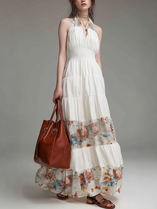 Robe longue élégante à licou et à panneaux imprimés