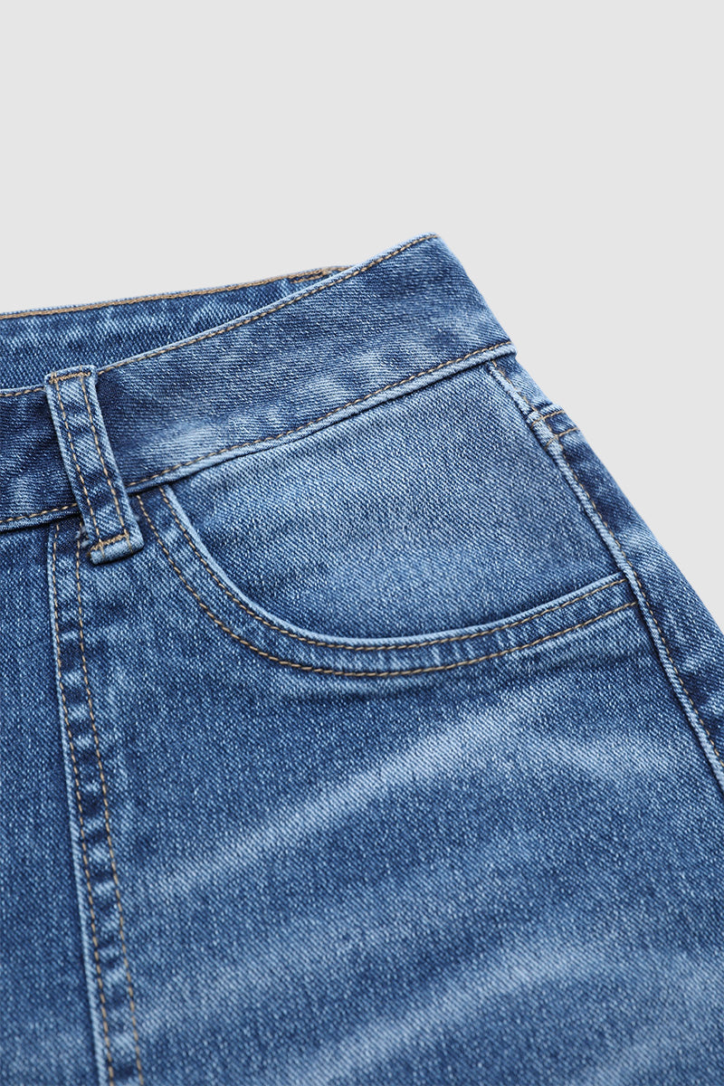 Wash Studded Hem Patch Pocket Mid Rise Mid Thigh Denim Shorts