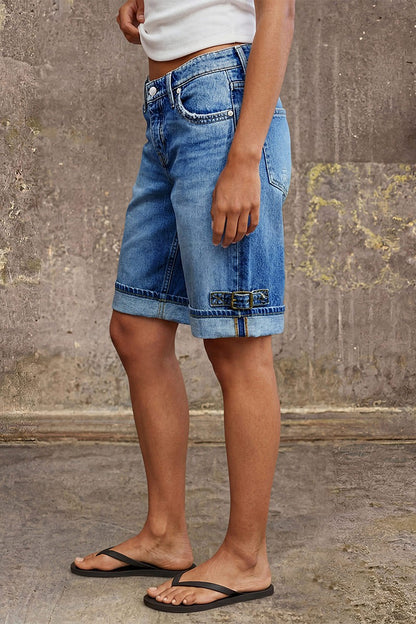 Wash Buckle Decor Roll Hem Mid Waist Denim Bermuda Shorts