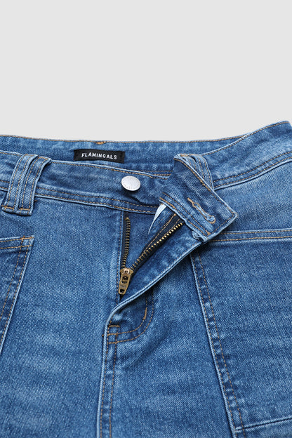 Wash Patch Pocket Mid Rise Straight Leg Crop Jeans