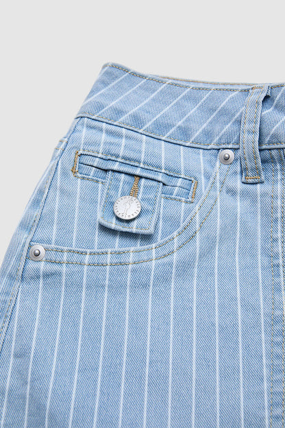 Striped Patch Pocket Roll Hem Mid Rise Denim Shorts Without Belt