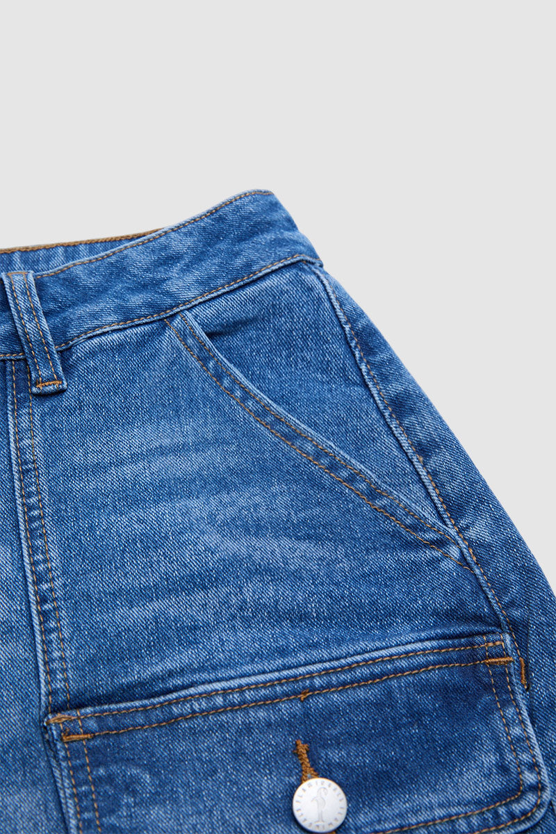 Wash Flap Pocket Split Hem Mid Rise Mid Thigh Denim Shorts Without Belt