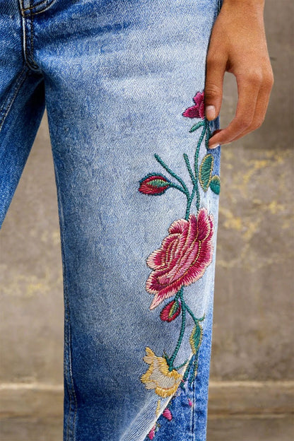 Wash Floral Embroidery Mid Rise Straight Leg Crop Jeans